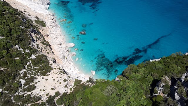 Scopri le migliori destinazioni per le tue gite di benessere in Sardegna